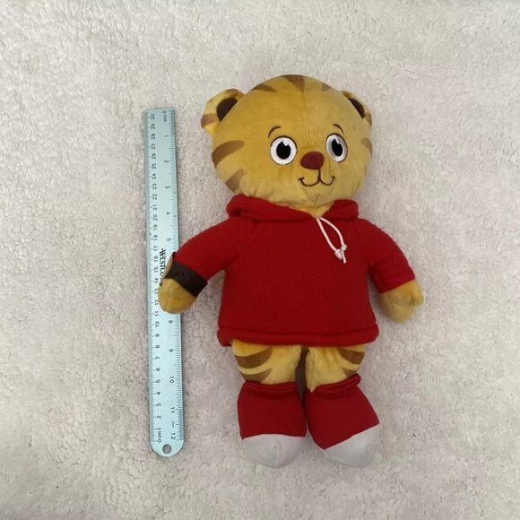 Daniel Tiger Stuffed Animal Doll Plush Toy Kohl's Cares 2022 Fred Rogers Company - Picture 7 of 12